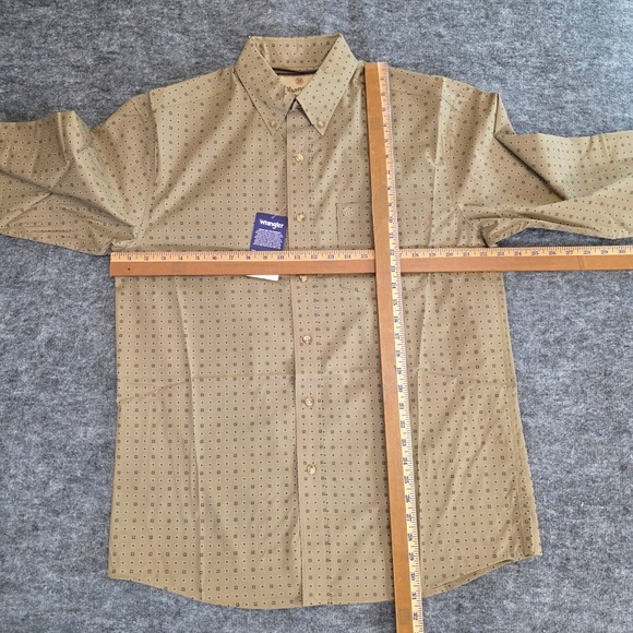 NWT Wrangler Classic Shirt Medium Tan Geometric Relaxed Long Sleeve Button Down - Picture 9 of 13
